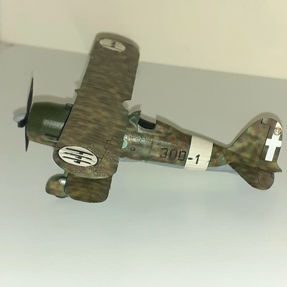 FIAT CR 42 CACCIA NOTTURNO 1/72 COSTRUITO BUILT GEBAUT 1/72 DA KIT IN PLASTICA - Immagine 1 di 4