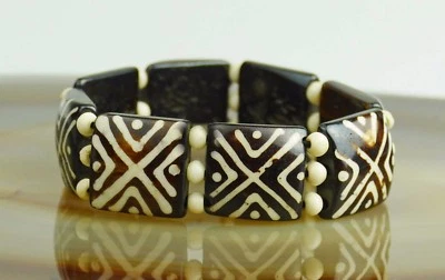 Bracciale Nero Bianco Fatto a Mano Elastico Donna Uomo Quadrati - Immagine 1 di 2