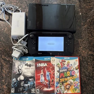 Nintendo Wii U Deluxe 32GB Handheld System (Black) + 3 Wii U Games - Picture 1 of 12