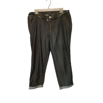 Pantalones cortos de mezclilla con cinturón Baccini nuevos sin etiquetas, talla 12, jeans de 5 bolsillos, dobladillo con puños. Foto 1 de 4