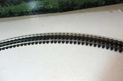GARGRAVE TRACK-  WIDE RADIUS PRE-BENT CURVE SECTION - EXC - W14 - Image 1 of 2