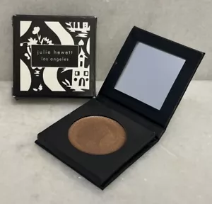 Julie Hewett Highlighter - Cleo Shimmy - 0.1oz - Picture 1 of 2