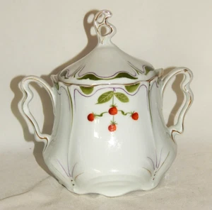 Jugendstil Deckeldose Dekor Erdbeeren ungemarkt,dafür echt sehr schön ! - Picture 1 of 8