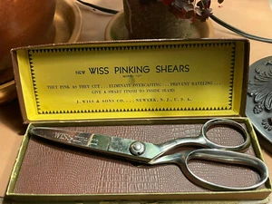 WISS PINKING SHEARS Model C 9" in original Brown Alligator Textured box - Picture 1 of 7