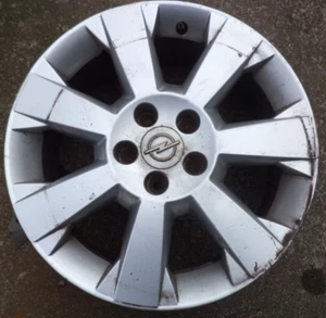 LLANTA OPEL VECTRA C 7X17 ET41 BORBET - Imagen 1 de 5
