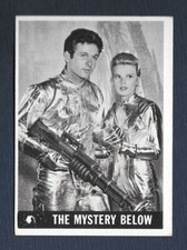 1966 Topps Lost In Space #9 "The Mystery Below" EX