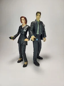 X-Files 6" Figures - Picture 1 of 3