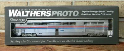 Walthers Proto HO Amtrak Phase 2  85' Budd Hi-Level Diner (Lighted),  #920-14332 - Image 1 of 4