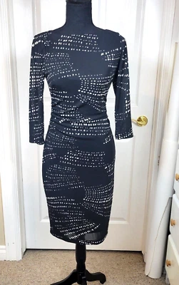 Vestido ceñido al cuerpo David Meister USA negro cintura acanalada elástico cuello barco talla 2 Foto 1 de 4