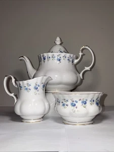 ROYAL ALBERT MEMORY LANE 3 Pc LOT Teapot, Creamer & Open Sugar CH7410 - Picture 1 of 8