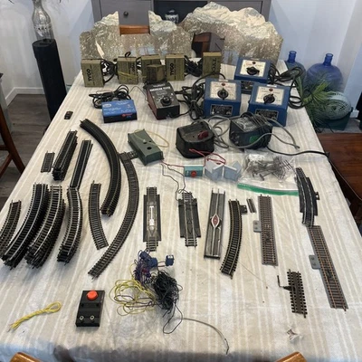 HO Scale TYCO Train Transformer Speed Control Lot Atlas Selector & More Vintage - Image 1 of 4