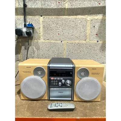 Philips MCM5/25 Micro Hi-Fi System MP3-CD/CD-R/CD-RW 2-Way Bass Reflex Speakers - Image 1 of 4