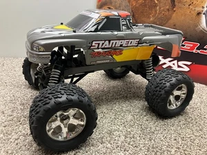 Traxxas Stampede Vintage Roller w Body - Picture 1 of 24