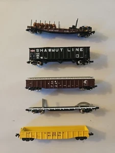 Lot of 5 N Scale Cars. Gondola, Hopper, Flat car with load. - Picture 1 of 6