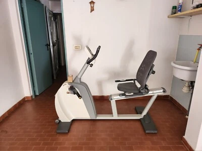 Cyclette Tunturi F30R - Come Nuova - Immagine 1 di 4