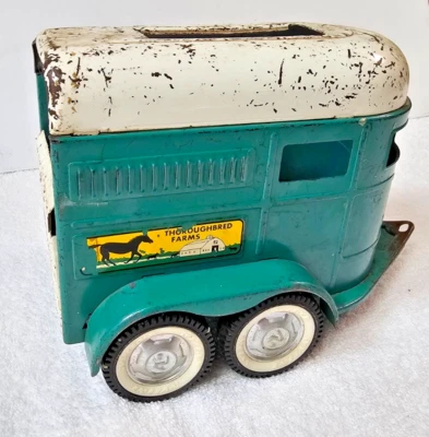 1960s Nylint “Thoroughbred Farms” Pressed-Steel Ford Horse Trailer w/ Ramp USA - Image 1 of 4