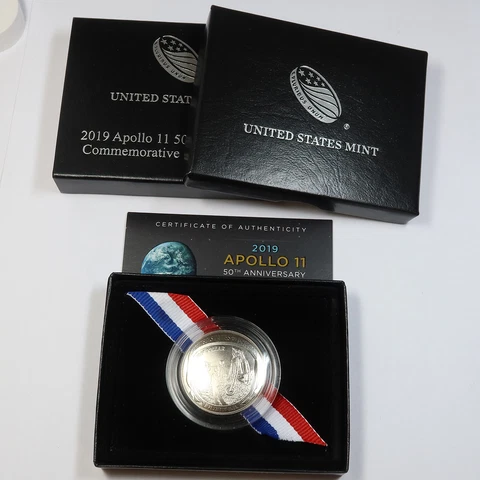 2019 D | Apollo 11 50th Anniversary Commemorative Half Dollar #42746T Cover