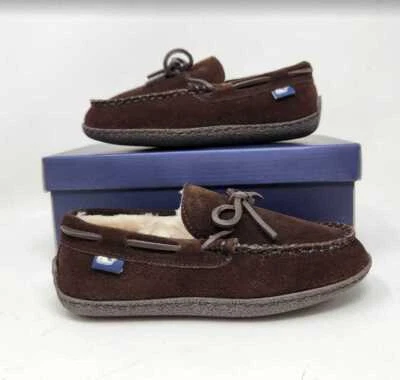 New boys 13 1 3 4 5 Vineyard Vines Peaks Plaid Moccasin suede shearling slippers - Image 1 of 4