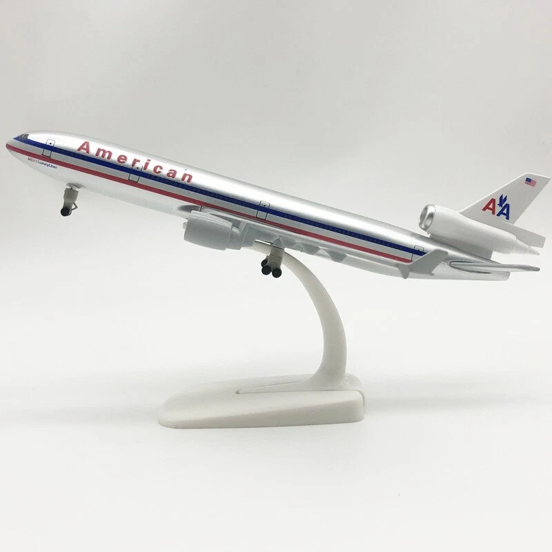 1:300 Die-Cast Modellino Aereo - 20cm McDonnell Douglas MD-11 American Airlines - Immagine 1 di 4