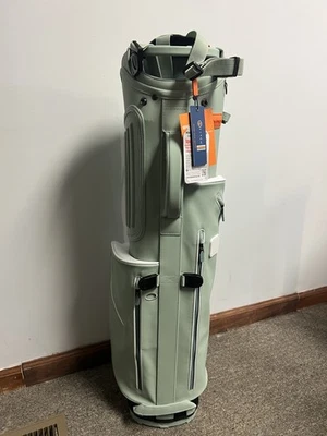 NOVA EM FOLHA PONTO LEVE SL2 LÍRIO JAPONÊS COLOR BLOCK BOLSA DE GOLFE NOVA COM ETIQUETAS - Imagem 1 de 4