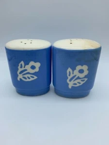HARKER POTTERY CAMEOWARE WHITE ROSE SALT & PEPPER - Picture 1 of 5