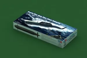 HobbyBoss Model kit #83525 1/350 Russian Navy SSN Akula Class Attack Submarine - Picture 1 of 1