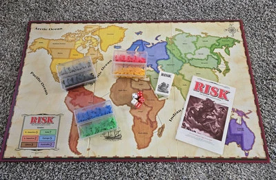 Vintage RISK The World Conquest Board Game 1993 Parker Brothers - COMPLETE - Image 1 of 4
