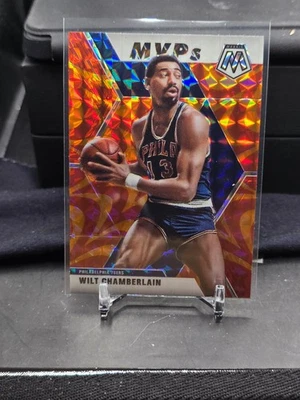 Wilt Chamberlain 2019-20 Panini Mosaic Orange Reactive Prizm #300 Philadelphia Foto 1 de 2