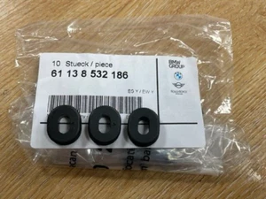 3x GENUINE BMW MOTORRAD GS RT BATTERY BOX / PANEL GROMMETS P/N 61138532186 - Picture 1 of 1