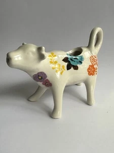 Pioneer Donna Mucca Creamer Casale Fiore Ceramica Smalti Argilla Floreale - Foto 1 di 15