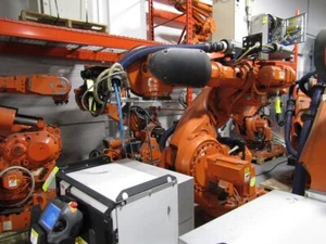 ABB IRB 7600 IRC5 M2004 - Bild 1 von 3