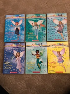 LOT of 6 Rainbow Magic Fairy books asst - Bild 1 von 1