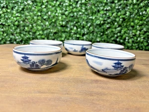 5er Set Vintage Japanische Blau Weiß Porzellan Sake Tasse - Bild 1 von 9