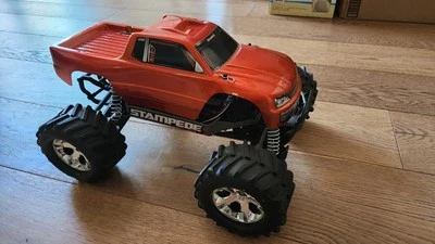 Traxxas Stampede 4X4 Kit, Brand New Built Roller Upgrades-Motor-ECS-Servo - Image 1 of 4