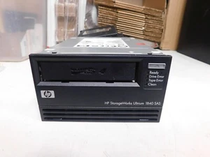 452976-001 HP StorageWorks EH860A LTO4 Ultrium 1840 SAS 5.25" Tape Drive - Afbeelding 1 van 5