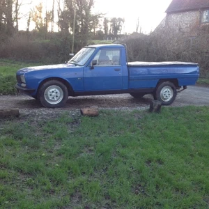 1993 PEUGEOT 504 PICK UP DIESEL - Picture 1 of 6