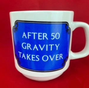 Taza de café vintage Papel 50 cumpleaños sobre la colina regalo divertido 10 oz. - Imagen 1 de 9