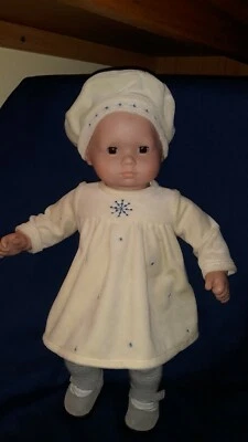 DE COLECCIÓN NICE COMPANY (26H9) MUÑECA BEBÉ PEQUEÑO American Girl con lindo TRAJE (2008) Foto 1 de 4