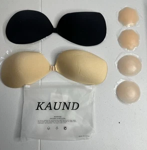 Kaund - trägerloser BH mit 2 Paar Pasties - sagt Cup Größe C fällt aber klein aus - Bild 1 von 5