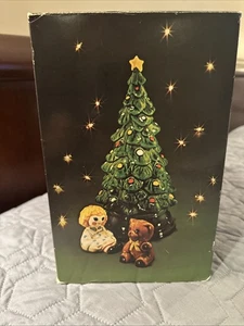 1970’s Avon Merry Christmas Tree Hostess Set Keramik Baum mit Salz Pfeffer mit Duft - Bild 1 von 10