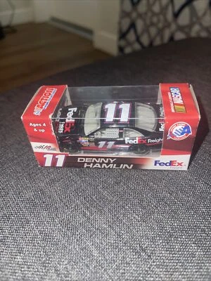 РЕДКАЯ NASCAR #11 Denny Hamlin 2008 Fedex грузовой 1/64 литой автомобиль - Изображение 1 из 3