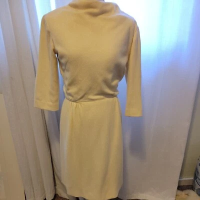 Vestido de lana vintage años 60 cuello crema forrado a mano Foto 1 de 4