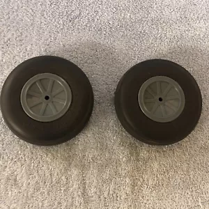 2ea DU-BRO Treaded Lightweight Wheel 4.0 inch 400TL - Picture 1 of 10
