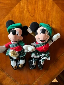 Vintage Disney Store Scottish Mickey Minnie Mouse Globe Trotting Collection Set - Picture 1 of 4