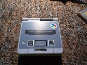 gameboy advance sp mit neuemGehäuse+USB-Ladekabel - Bild 1 von 3