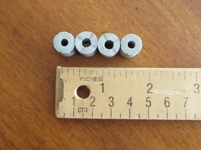 Moulinex Meat Grinder Juicer Model A15 France Part: 4x Rubber Non Skid Feet - Image 1 of 4