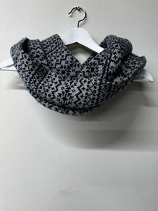 Women’s Knitted Infinity Scarf Blue & Grey Cosy Large Scarf Excellent Condition - Picture 1 of 9
