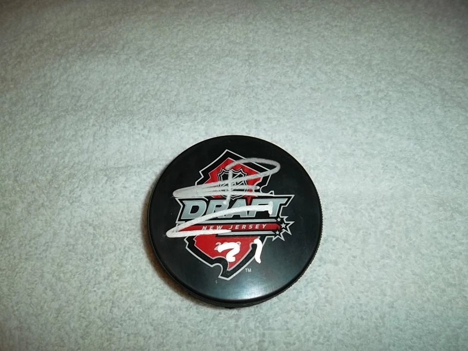 Jonathan Drouin Firmado a Mano 2013 Draft Puck Tampa Bay Lightning NHL Hockey Foto 1 de 1