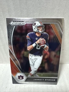 Selecciones del draft Panini Prizm 2021 - Jarrett Stidham #31 Purple Prizm/75 Auburn - Imagen 1 de 2