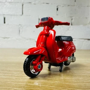 TOMY Japan Tomica PMG Red Scooter Australia Post Vespa 1:64 Heritage Transport - Picture 1 of 16